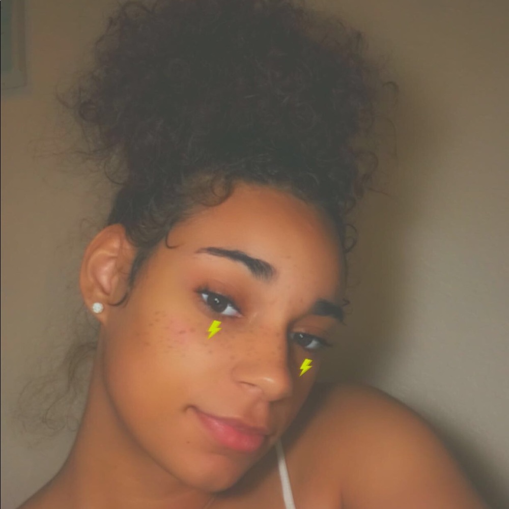 Meet your Posher, Gracee'